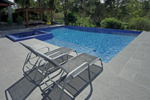 Honed Pearl Black Granite Bullnose Swimming Pool Coping (G684)